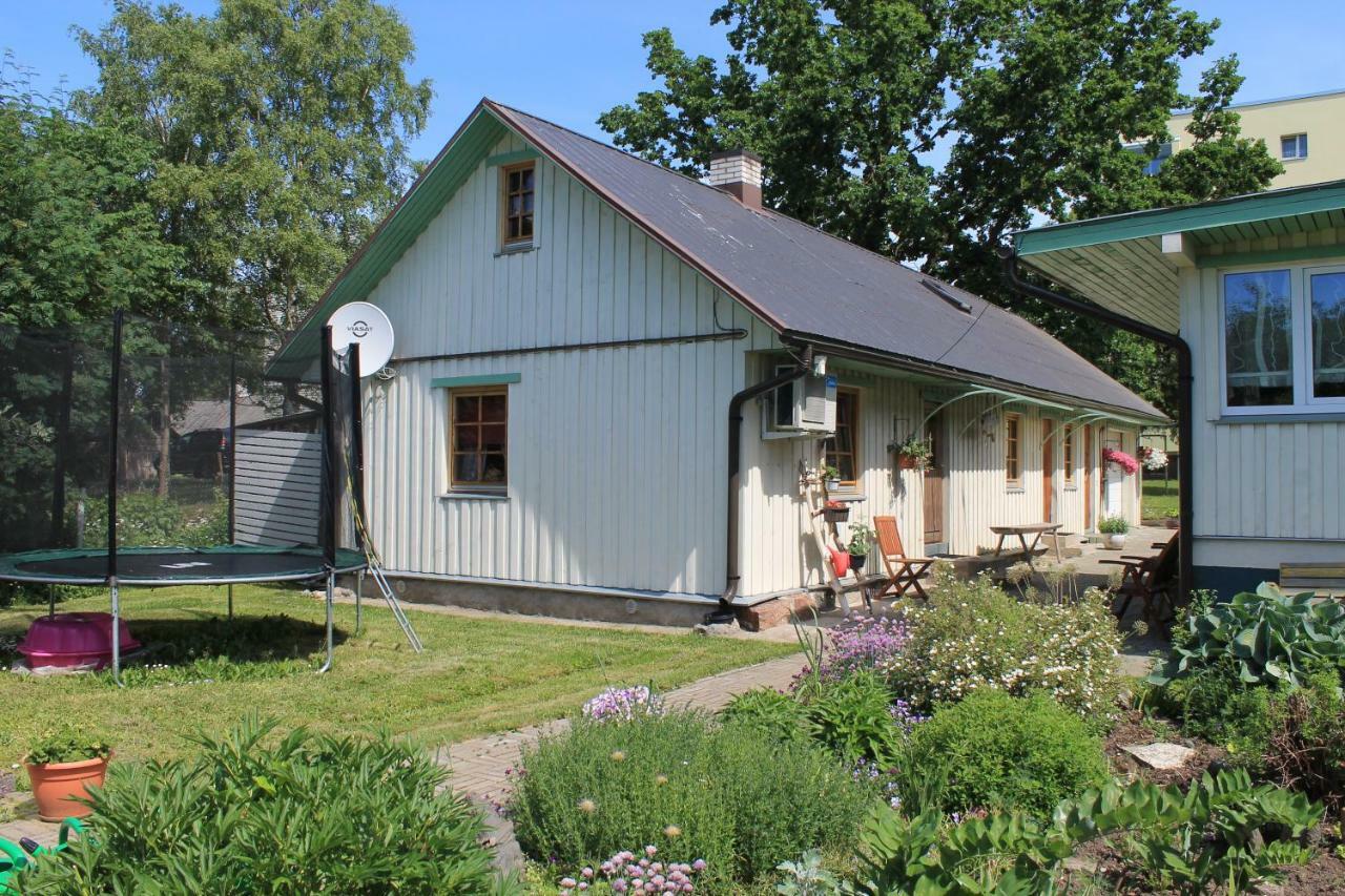 Posti Holiday Home Rakvere Exteriör bild
